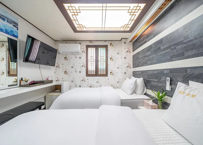 Kyoung Dong Myeongdong Seul